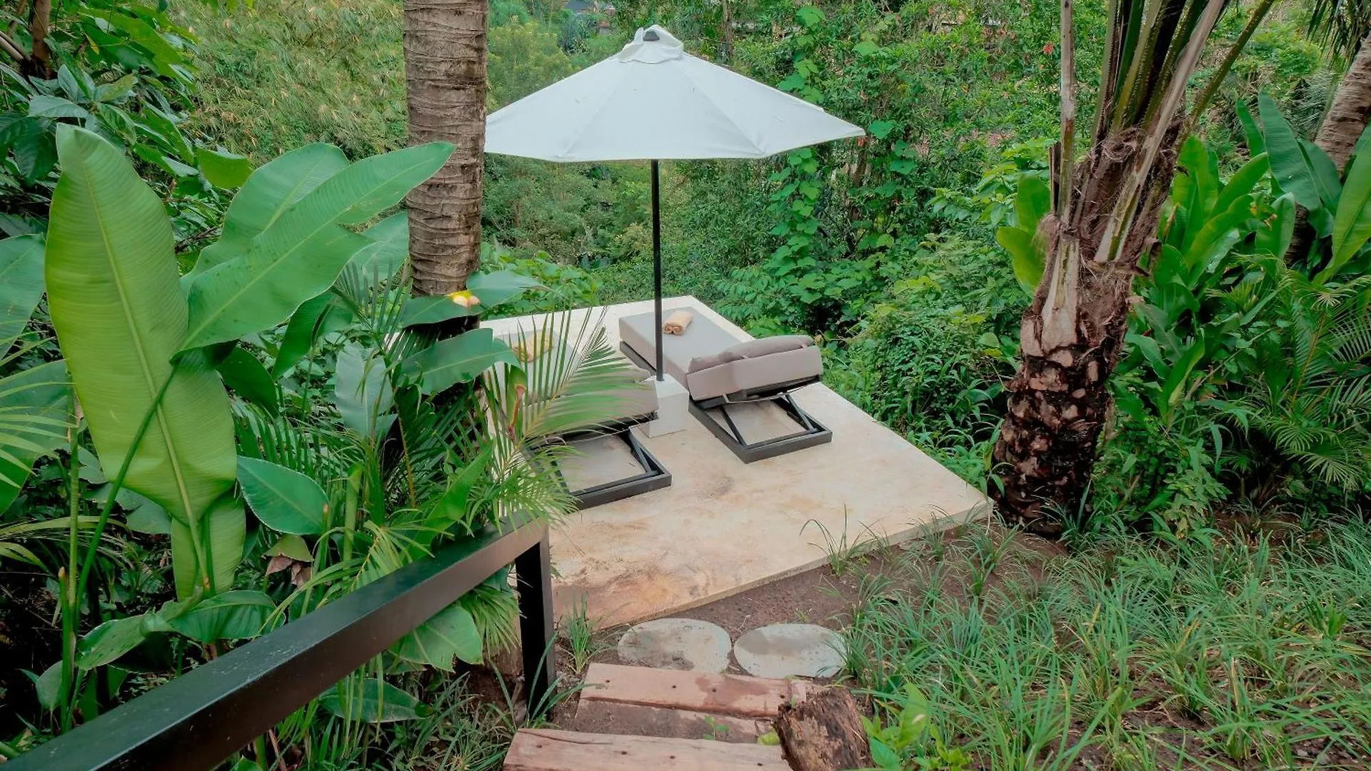 The Jangala Luxury Retreat Ubud-Villa Sungai 0*, Ubud (Bali)