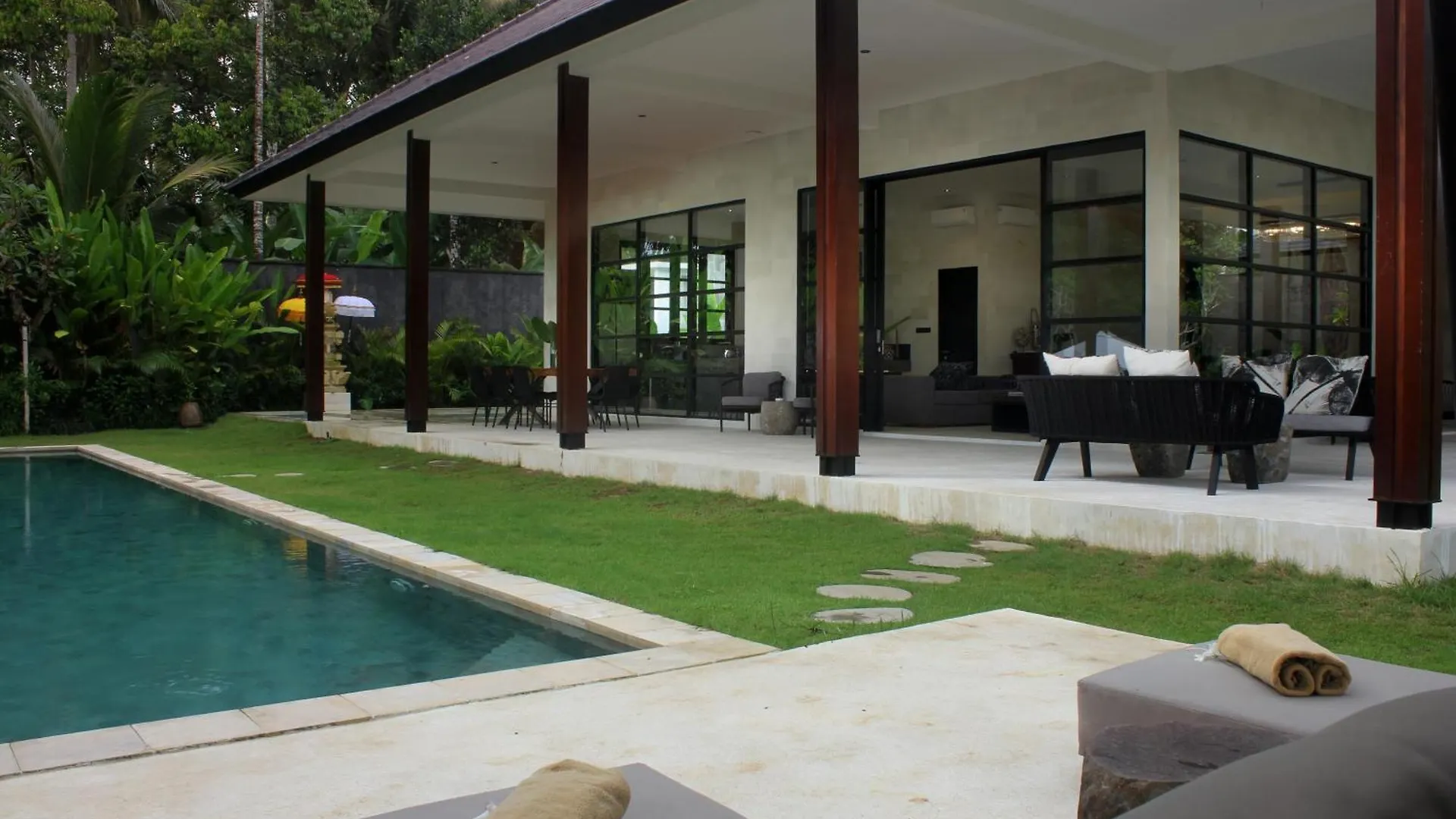 Villa The Jangala Luxury Retreat Ubud-Villa Sungai